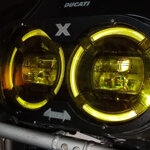 protezione-fanale-ducati-desert-x-gialla