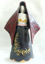 statua-in-ceramica-costume-sardo-di-dorgali