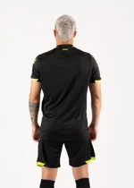 nero-giallo-fluo-kit-arbitro-marko-zeus