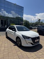 peugeot-208-12-benzina-allure-ca