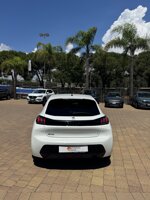 peugeot-208-12-benzina-allure-ca