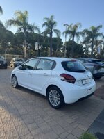 peugeot-208-15-diesel-allure