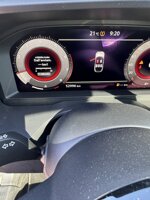nissan-qash-qai-13-benzhybrid-mhev-premiere-edition
