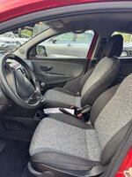 lancia-ipsilon-10-bzhybrid-ecochic