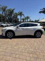 infiniti-q-30-15-diesel-premium-tech-gallery-white