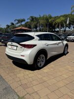 infiniti-q-30-15-diesel-premium-tech-gallery-white