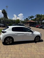 peugeot-208-12-benzina-allure-ca