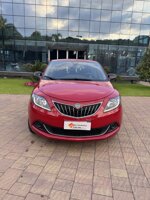 lancia-ipsilon-10-bzhybrid-ecochic