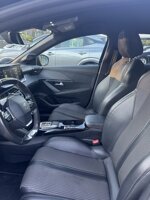 peugeot-208-12-benzina-gt-cambio-automatico