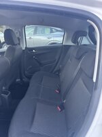 peugeot-208-12-bzgpl