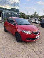 lancia-ipsilon-10-bzhybrid-ecochic