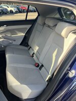 volkswagen-golf-20-tdi-scr-style-85kw