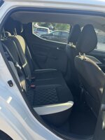 nissan-micra-10-ig-12v-5p-accenta