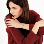 bracciale-donna-con-centrale-a-cuore-in-acciaio-dorato-candy-tj3890-breil