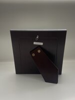 cornice-unisex-in-argento-bilaminato-e-radica-9x9-ref1104-ditta-eccelso