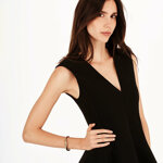 bracciale-donna-distorto-in-acciaio-dorato-zig-zag-tj3906-breil