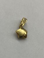 ciondolo-donna-con-fiore-in-oro-giallo-18-kt-ref540