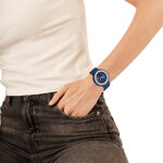 orologio-donna-34-millimetri-solo-tempo-blu-e-ghiera-con-cristalli-rainbow-bianchi-e-silicone-blu-herodot-bezel-glam-crystal-blue-hwu1304-hip-hop