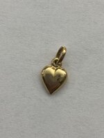 ciondolo-donna-con-cuore-in-oro-giallo-750-18-kt-ref544