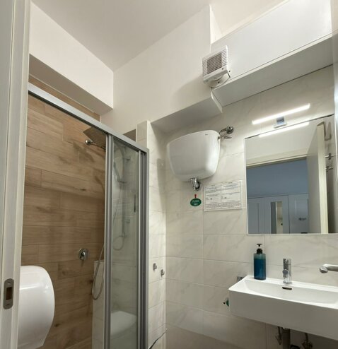 bagno.jpeg bagno.jpeg