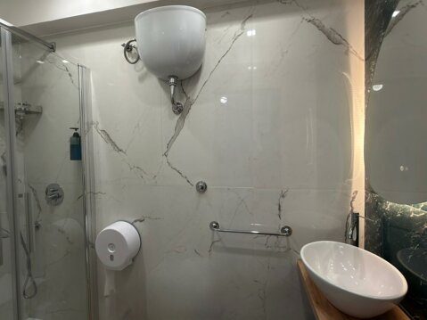 bagno 2.jpeg bagno 2.jpeg