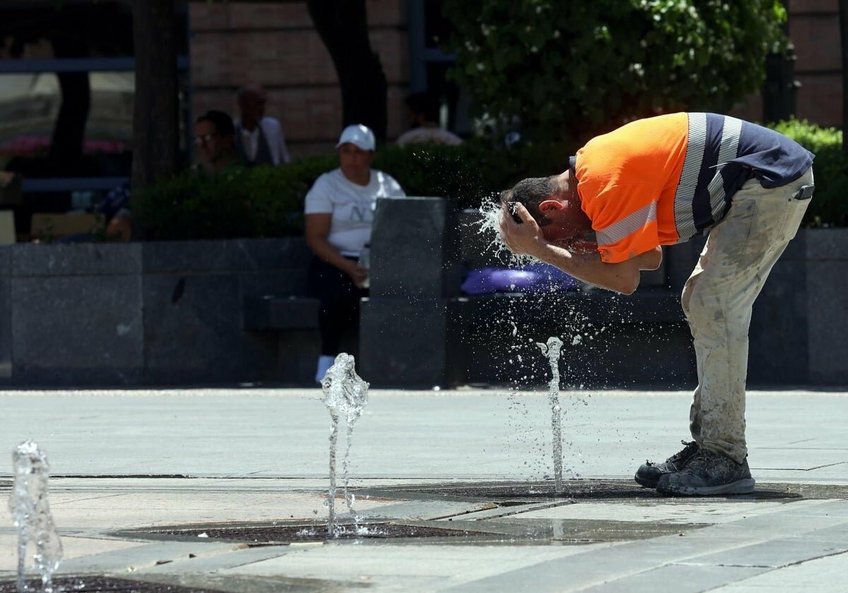 Extreme Heat, Frontline Workers, and Trade Union Action: Defending Labor in a Warming Europe