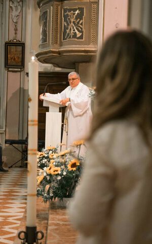 eyJpdCI6IlNlcnZpemlvIGZvdG9ncmFmaWNvIGJhdHRlc2ltbywgZm90byBpbiBjaGllc2EifQ==