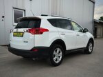 toyota-rav-4-20-d-4d-active-2013g-91kw-parkirna-kamera