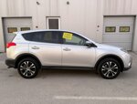 toyota-rav-4-20-d4d-4wd-active-91kw-2014g-4x4-pogon-kamera-navi