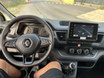 renault-trafic-combi-20dci-zen-9-sjedala-81kw-2022g-navigacija