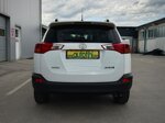 toyota-rav-4-20-d-4d-active-2013g-91kw-parkirna-kamera
