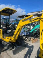 komatsu-pc-16r