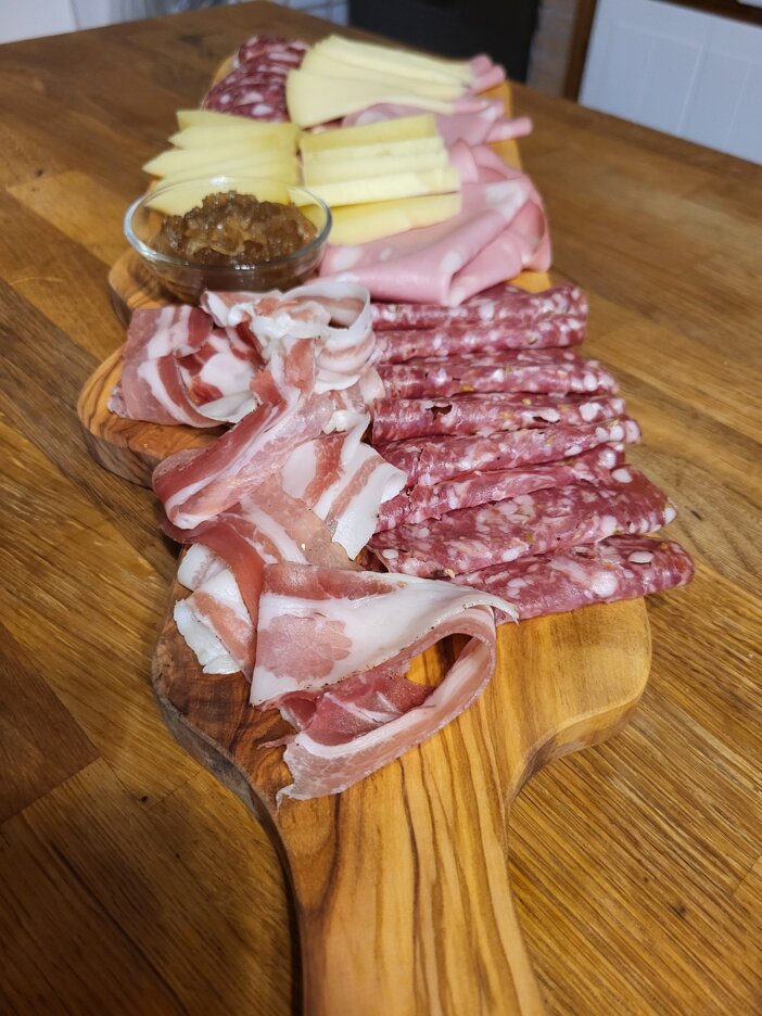 Tuscan farmhouse with restaurant