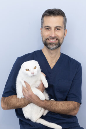 Dott. Gabriele Grippo - Direttore Sanitario Dott. Gabriele Grippo - Direttore Sanitario