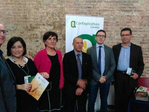 i%20prof%20vittorio%20e%20mazzone%20presentano%20gilberto%20idonea