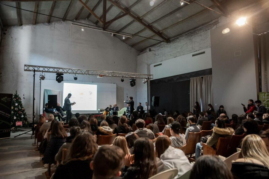 4841640220044895329641851306330778572947456o