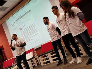 studenti%20in%20sala%20per%20happening%20giovani