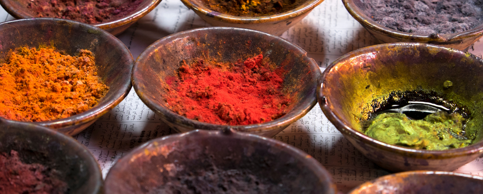 Henne ed erbe tintorie a Palermo