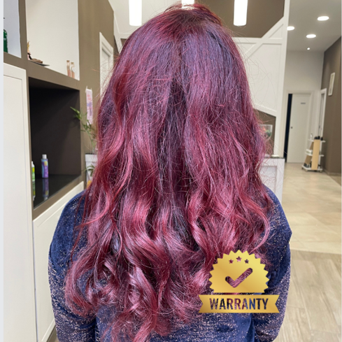 capelli non più spezzati da quando uso i loro prodotti. colorazioni meravigliose, capelli ritornati sani come non mai, personale affabile e gioioso (1)