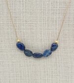 collana-bronzo-dorato-con-elementi-aulite