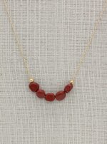 collana-bronzo-dorato-con-elementi-in-diaspro