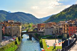 castelnuovo-di-garfagnana-hd.jpeg