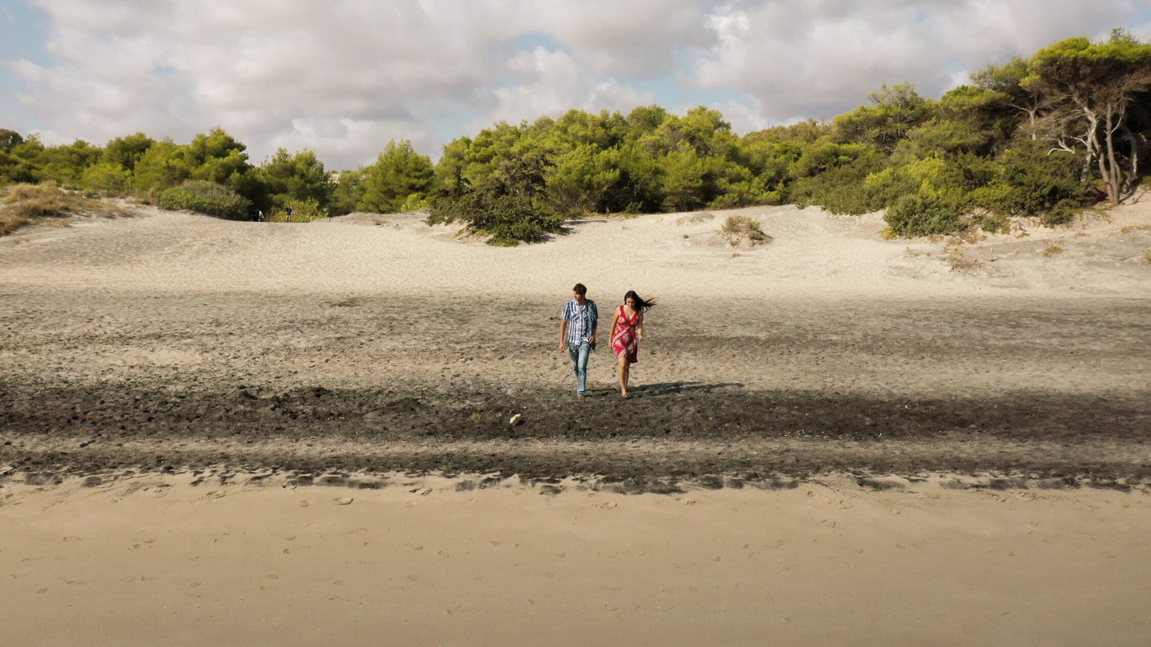 spiaggia larga.jpeg spiaggia larga.jpeg