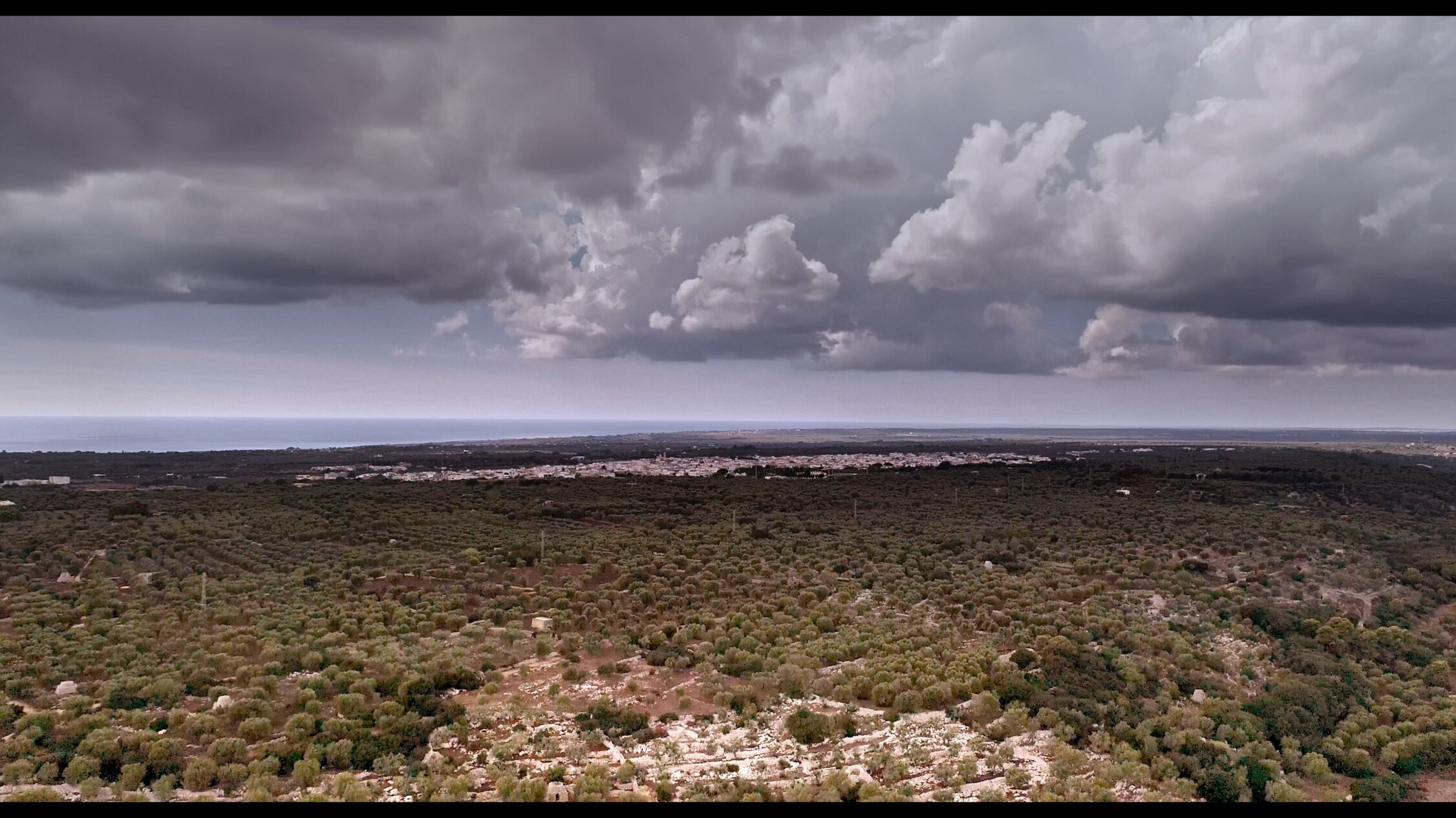 foto drone castrignano.jpeg foto drone castrignano.jpeg