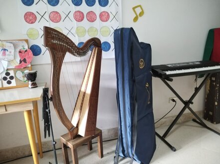laboratorio-musica-scuola-oasi-cristo-re-3.jpeg