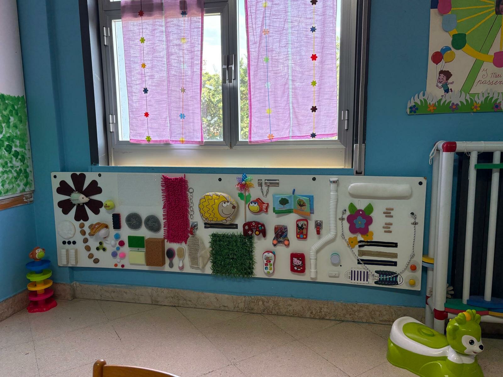 pannello-sensoriale-oasi-cristo-re-infanzia.jpeg pannello-sensoriale-oasi-cristo-re-infanzia.jpeg