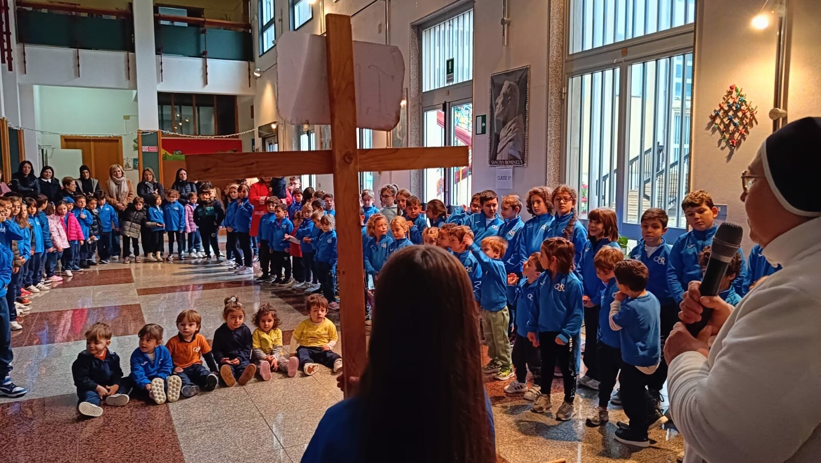 Solennità di Cristo Re: Un Cuore che Regna nell'Amore e nella Comunità