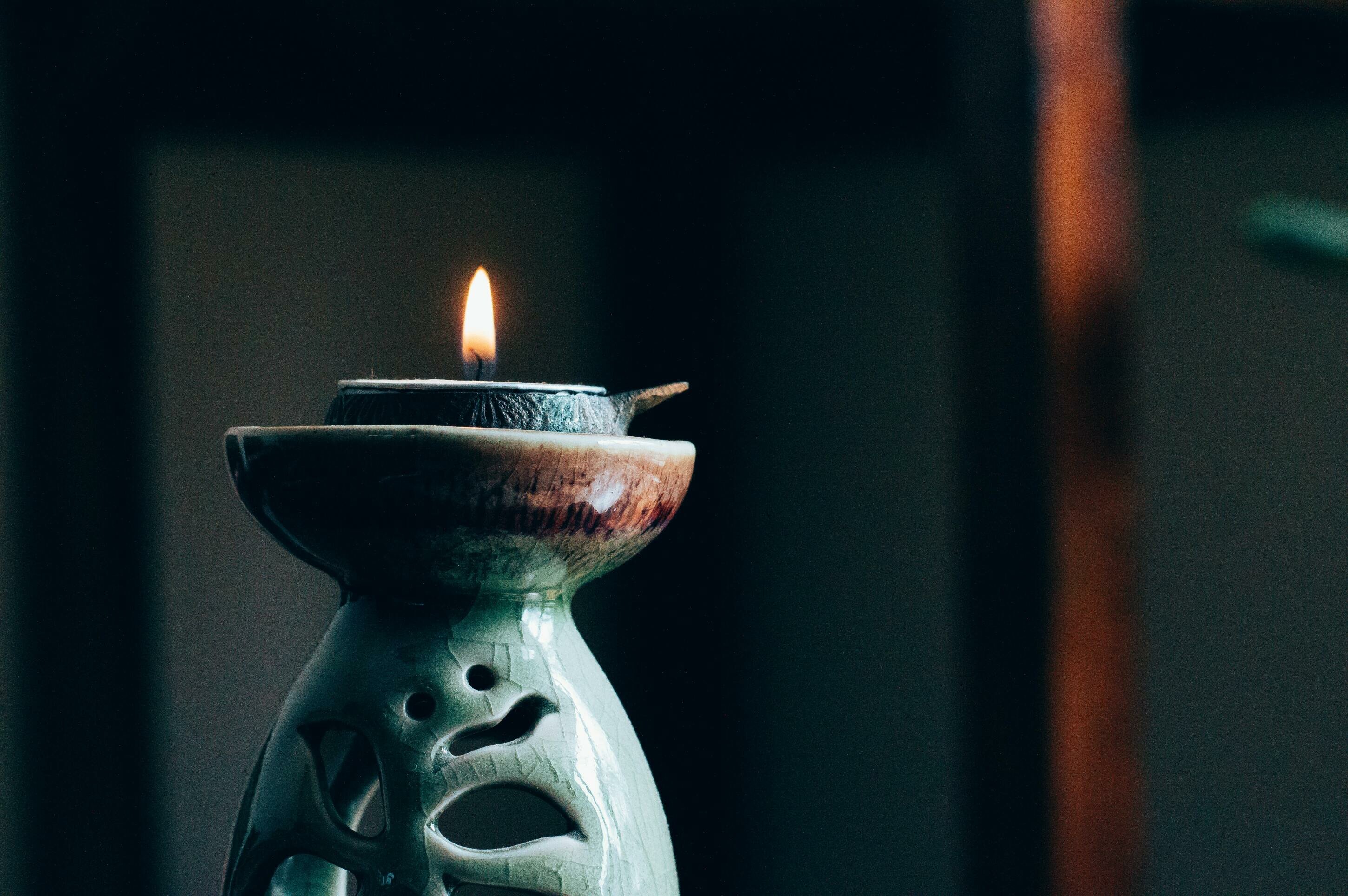 Remettre du sens dans nos actions&nbsp;par le soin, la m&eacute;ditation, le yoga et la contemplation.