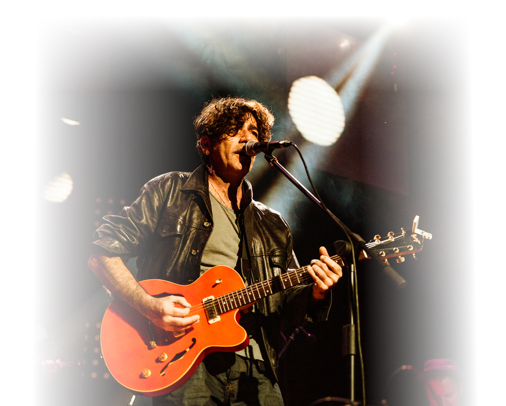 boborondelli1662x1333