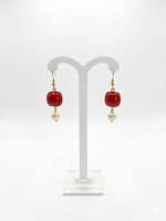 orecchini-con-quarzo-rosso-e-perla-di-fiume